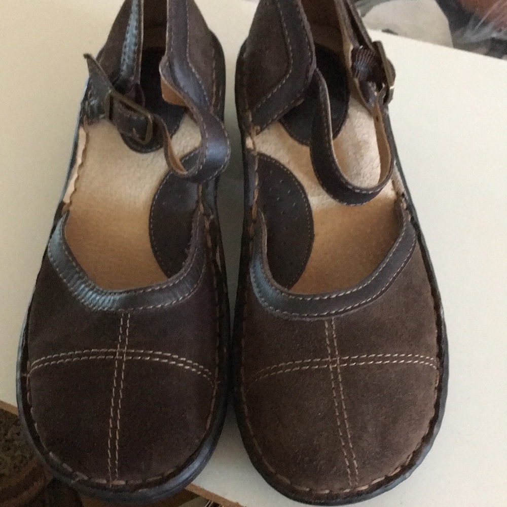 Slip on leather upper size 7.5 use